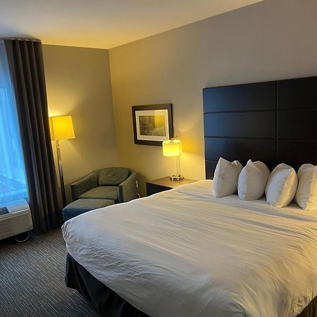 Wingate By Wyndham Altoona Downtown/Medical Center Hotel Ngoại thất bức ảnh