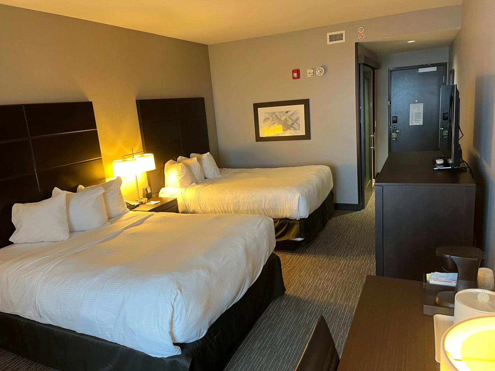 Wingate By Wyndham Altoona Downtown/Medical Center Hotel Ngoại thất bức ảnh