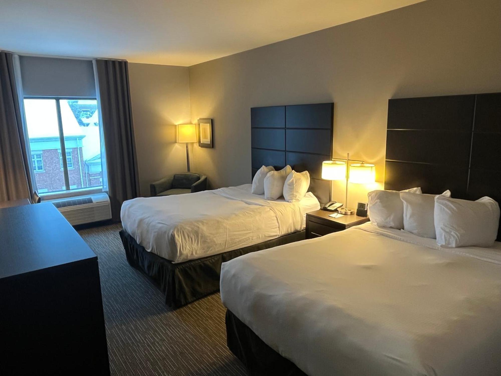 Wingate By Wyndham Altoona Downtown/Medical Center Hotel Ngoại thất bức ảnh